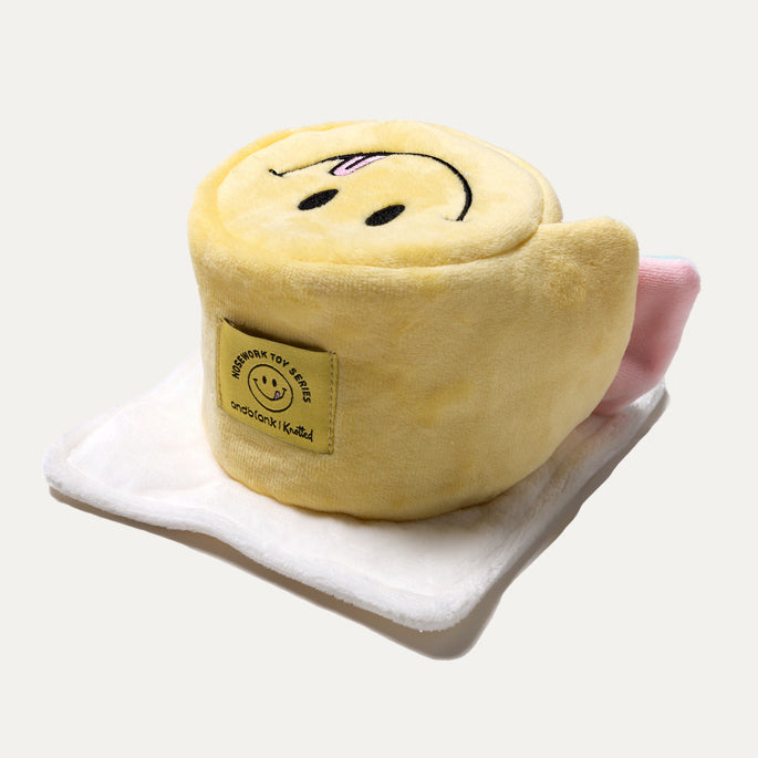 [andblank® x Knotted] Smiley Cake Toy